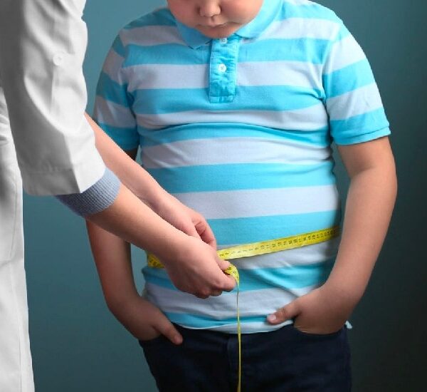Obesidad Infantil min 600x550