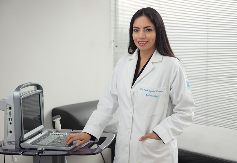 Dra  María Augusta Naranjo Endocrinóloga min